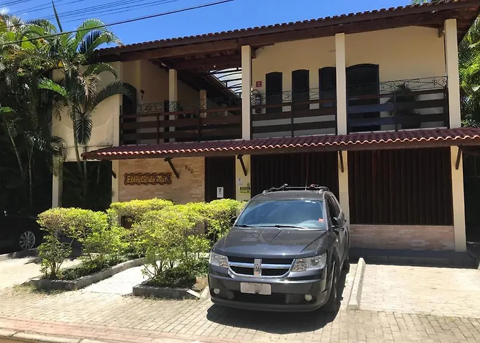 estilo Chalé com piscina